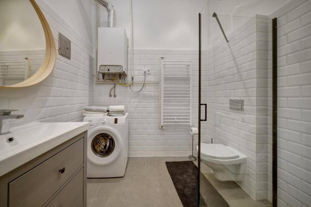 Lovely 3 Bedrooms Apartment In The Jewish Quarter Budapest Bagian luar foto